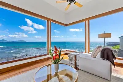 Image de Diamond Head Sea Pool House: Oceanfront Estate w/ Private Sea Pool