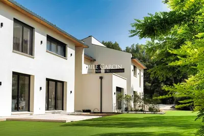 Image de Villa proche Aix, piscine, cinéma et salle fitness