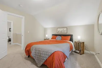 Image de Heart of North End|Parking|300Mbps|Smart Tv|W/D