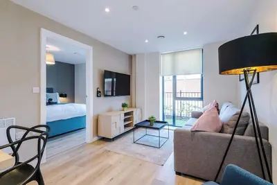 Image de High-End 2br • 2ba • Parking • City Access