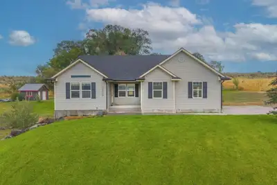 Image de Awesome 6-bedroom house with recreation room fully equipped in charming McCammon