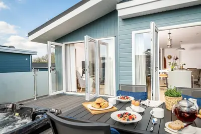 Image de Sennen 3 Spa (Pet), Bude