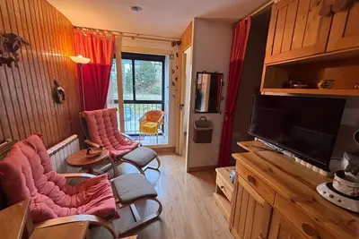 Image de Appartement T2 Cabine aux Angles, proche commodités