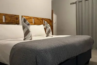 Khwai Moremi Vacation Cottages 1