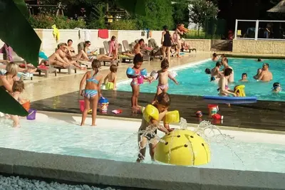 Image de Camping 3 étoiles - Piscine  - ccbfa0b