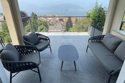 Image de Apt climatisé à Stresa, superbe vue sur le lac, balcon, WiFi, garage et jardin