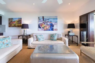 Image de Coral Cove 8 Barbados Beachfront Apartment - Luxury, 3 bed, 3 bath, 2000 sq ft
