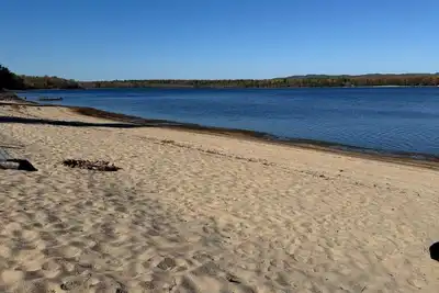 Image de Waterfront Beach House on Bay- Cottage #1