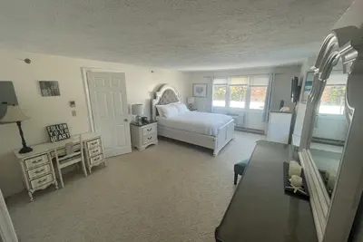 Image de Cozy and Spacious 2 Bedroom