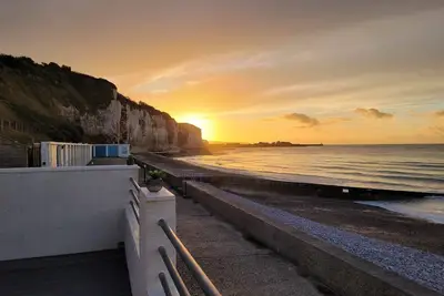 Image de Vue mer unique à Dieppe, les pieds dans l'eau