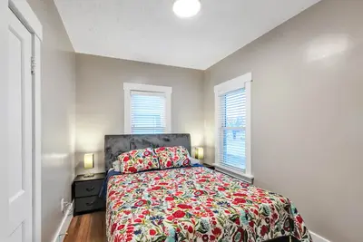 Image de Brand New, Fully Remodeled Home- Heart of Omaha