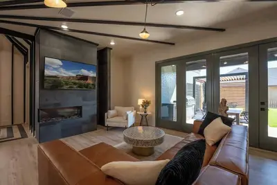 Image de Jj's House - 4br/3ba - Modern Dream House