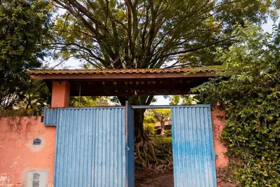 Image de Leisure area with swimming pool, barbecue and fully equipped gourmet space.