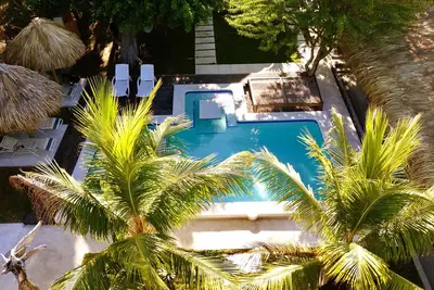 Image de Beachfront Spacious 5-bedroom Villa in El Tamarindo with Pool, Jacuzzi, Kayaks