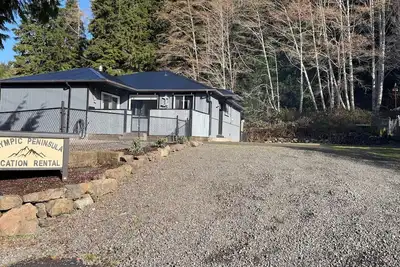 Image de Olympic Peninsula Vacation Rental: Close to Water