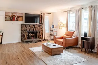 Image de Spacious 3-bedroom house in beautiful Spokane with Fitness/Office room.