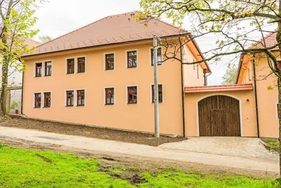 Image de Joli appartement pour 8 personnes avec Wifi, Tv, terrasse et animaux admis