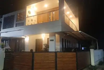 Image de Spacious 1bhk Private space - first floor, Near Lulu Mall Edappally Kochi