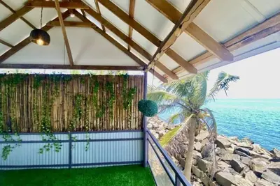 Image de Beach front private villa for family