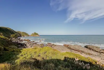 Apto Pet Friendly p/ 6 Com Piscina e Churrasqueira