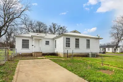 Image de Cozy 1-bedroom house in lovely Killeen with Fenced Yard and Solar Power