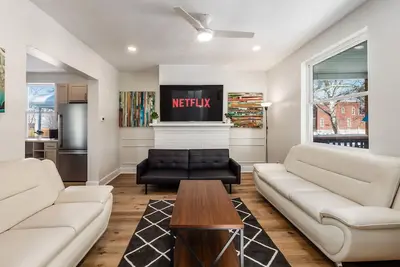 Image de 7 Minute Walk to the Hospital, Newly Remodeled 3bd, Perfect for Long Stays