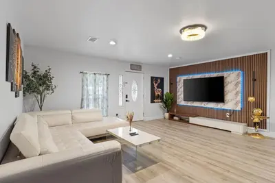 Image de Beach 6br | Pool | Bbq | 5 Min to Beach | Sleep-14