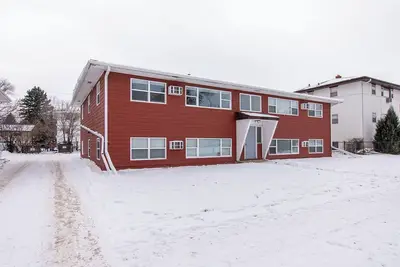 Image de 2br I 4 mins to FargoDome, Free Parking, Queen x 2