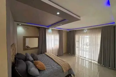 Image de Home Away From Home