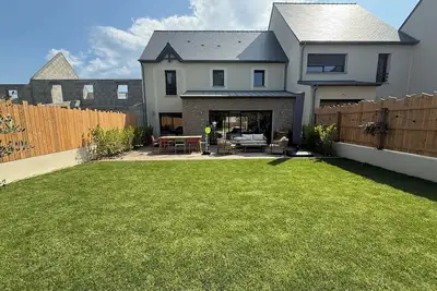 Image de Maison Neuve 130m2 - 3 chambres - 700m plage du Prieuré - Jardin terrasse-Dinard