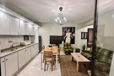 Image de Blue Panorama Marilyn Semi Basement