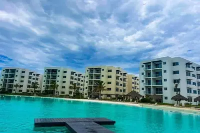 Image de Ground floor apartment next to a crystal clear lagoon