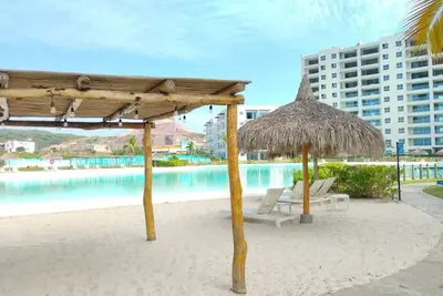 Image de Apartment next to a crystal-clear lagoon