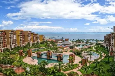 Image de Luxury 2br at Villa del Palmar Cancun – Beachfront Pools, Spa & Family Fun