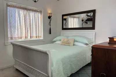 Image de Cozy Cottage on the hill near Centralia/Chehalis for your getaway retreats.