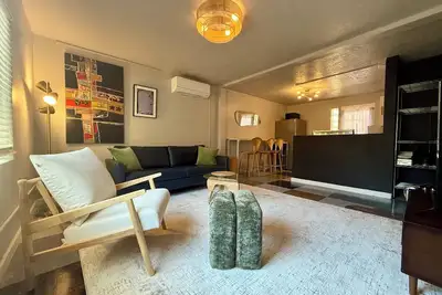 Gallery House, Suite C