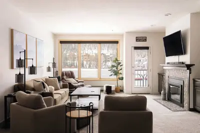 Image de Lakefront Keystone Escape - Near Slopes & Trails