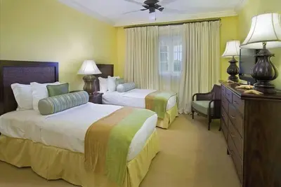 Image de 2 Ritz Carlton Club St Thomas, Luxury Resort and Spa