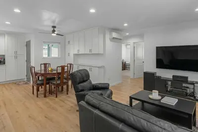 Image de New 2br/2ba Furnished Home w/Yard Lax/SoFi/Intuit