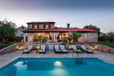 Image de Villa Casa Danijel s bazenom (99838-K1) - Kastelir