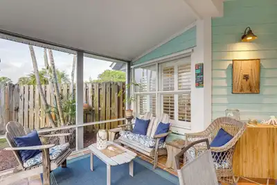 Image de 5 Mi to Stuart Beach! Home w/ Pet-Friendly Yard