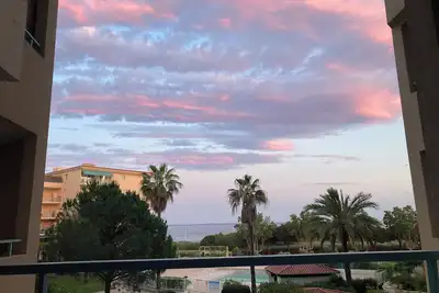 Image de A 200 M De La Plage Et Vue Mer! !