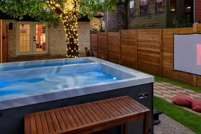 Image de Easter Break · Urban Retreat · Hot Tub · Outdoor