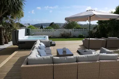 Image de Maison de vacances « Maison d’Adonis Crozon » avec vue mer, terrasse partagée et Wi-Fi