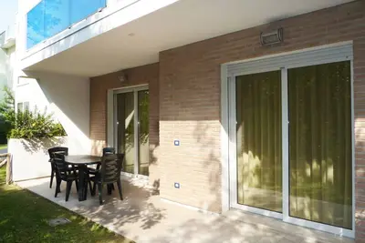 Image de Appartement confortable avec cour privée