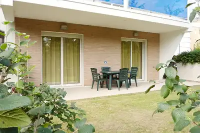 Image de Appartement familial avec jardin près de la plage
