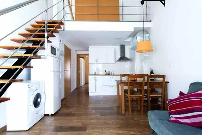 Image de Duplex cosy avec terrasse à côté de la plage