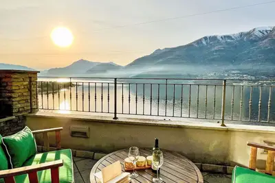 Image de Bel appartement pour 6 personnes avec climatisation, Wifi, piscine, Tv et terrasse