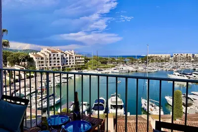 Image de Studio 4 P. avec Terrasse aux Marines de Cogolin