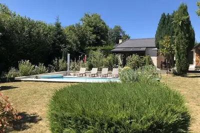 Image de logement entier : maison campagne piscine privée rouffiac